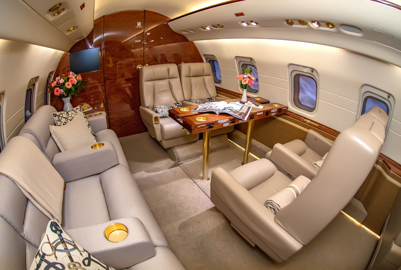 jet Bombardier Challenger 604